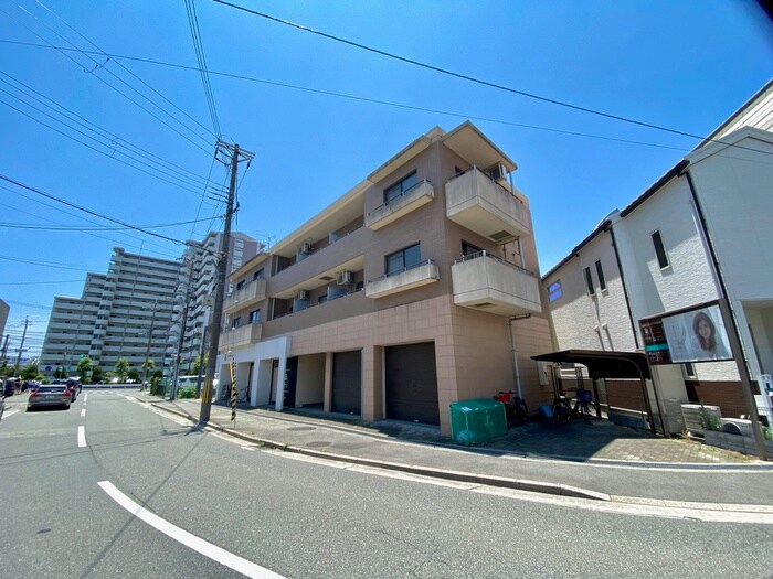 物件外観写真6　(外観写真)