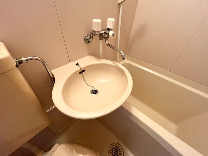 物件内観写真9　(洗面)