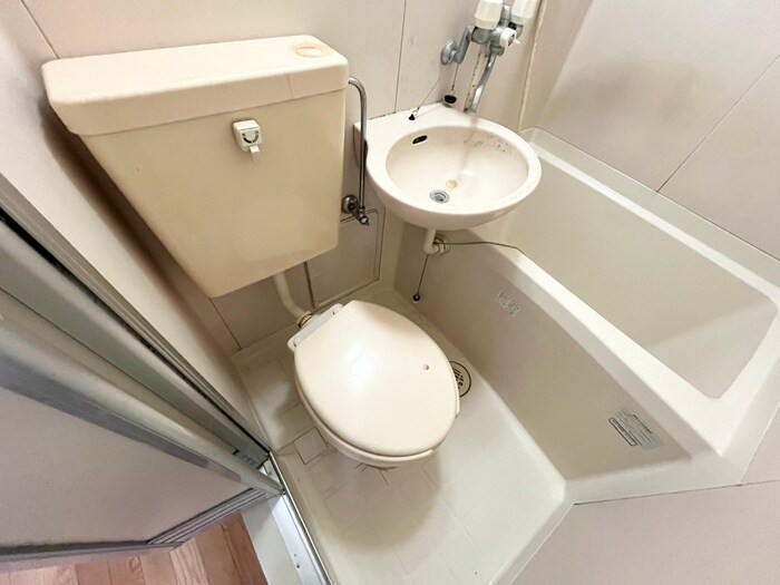 物件内観写真10　(トイレ)