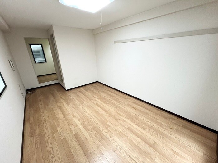 物件内観写真13　(居室)