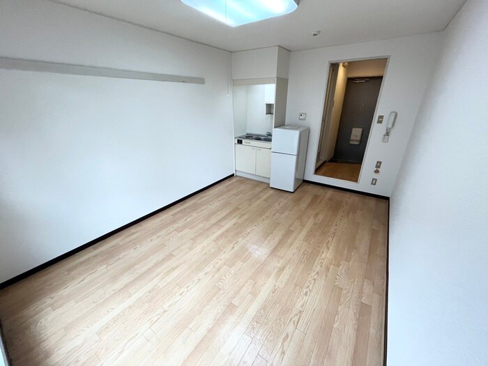 物件内観写真13　(居室)