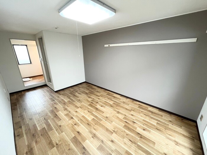 物件内観写真13　(居室)