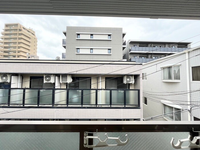 物件内観写真19　(室内からの展望)