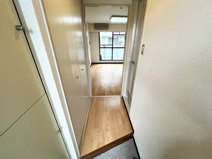 物件内観写真20　(洗濯機置場)