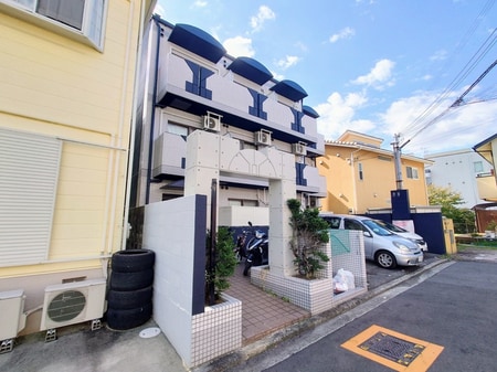 シャルマンフジ岸和田弐番館外観写真