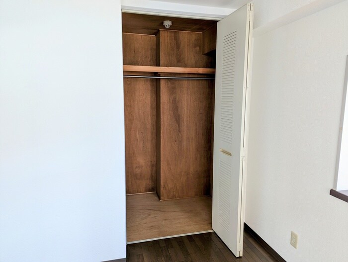 物件内観写真15　(収納)