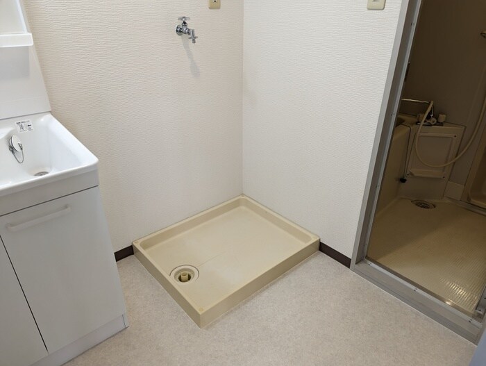 物件内観写真19　(洗濯機置場)