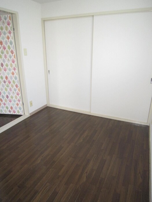 物件内観写真11　(居室)