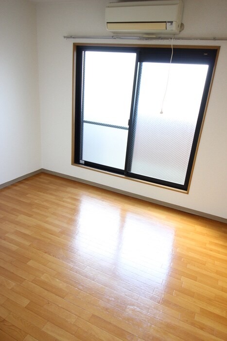 物件内観写真13　(居室)