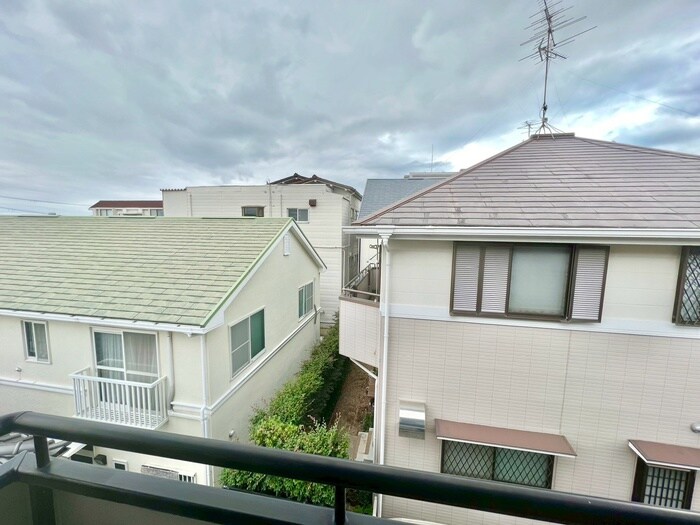 物件内観写真22　(室内からの展望)