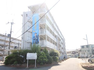 ビレッジハウス旭１号棟外観写真