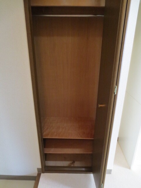 物件内観写真8　(収納)