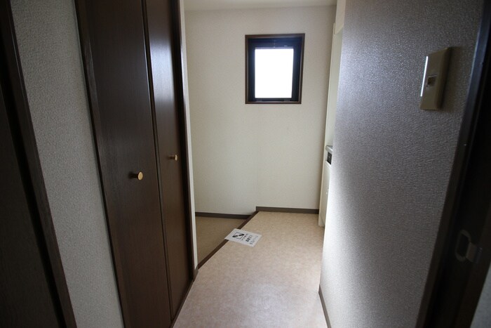 物件内観写真20　(廊下)