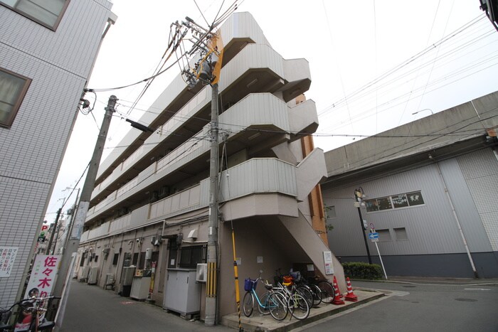 物件外観写真5　(駐輪場)