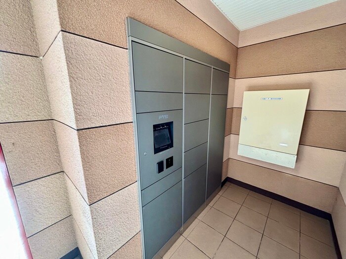 物件外観写真6　(建物設備)