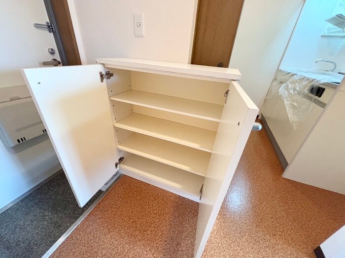 物件内観写真17　(靴箱)