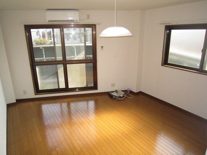 物件内観写真5　(居室)