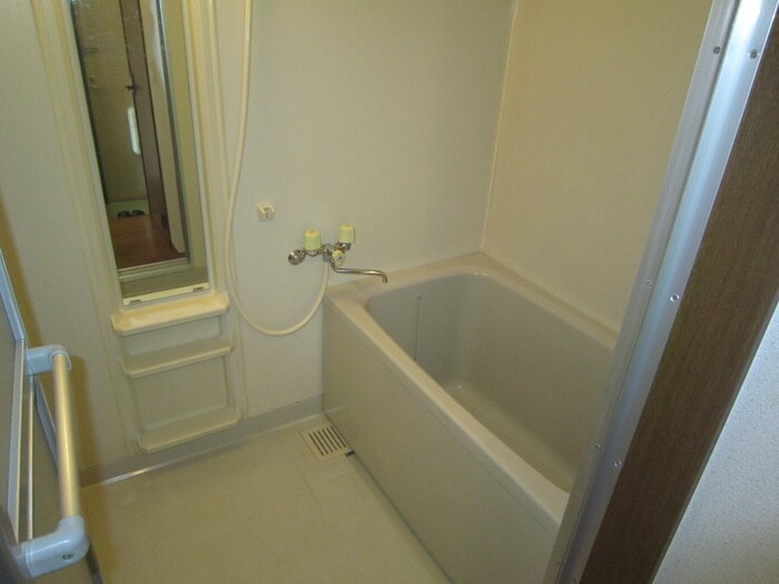 物件内観写真10　(バス／シャワールーム等)