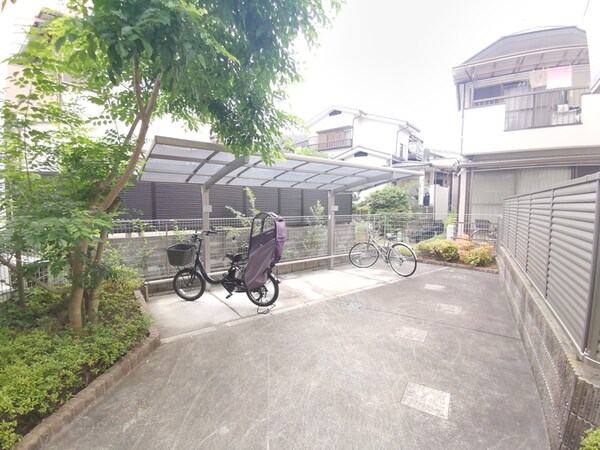駐輪場