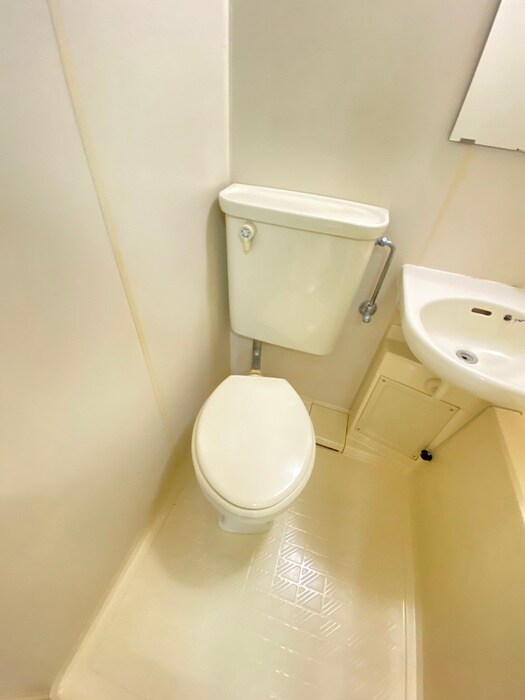 物件内観写真11　(トイレ)