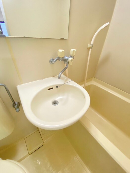 物件内観写真12　(洗面)