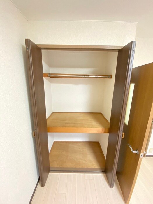 物件内観写真13　(収納)