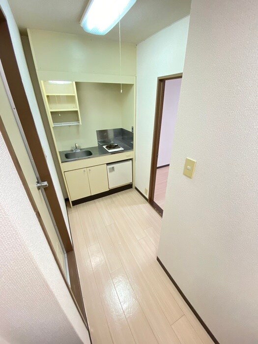 物件内観写真19　(廊下)