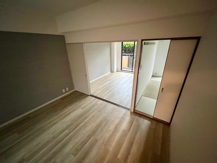 物件内観写真15　(居室)