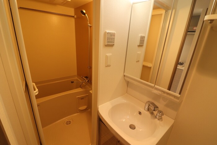 物件内観写真12　(洗面)