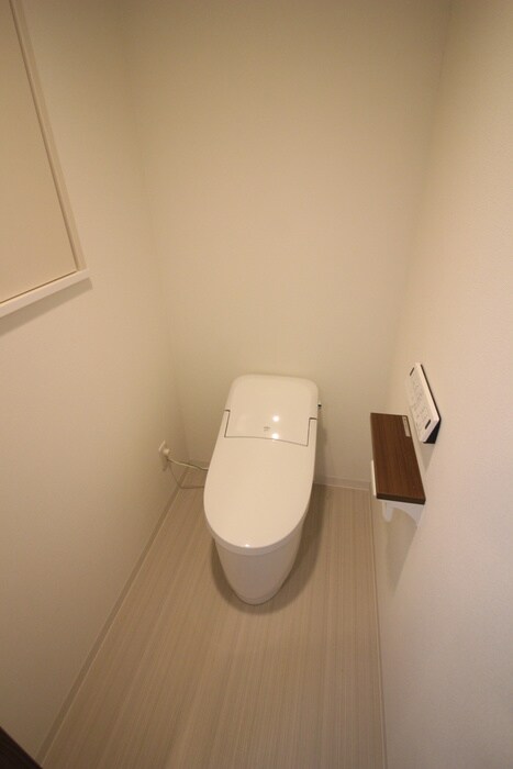 物件内観写真14　(トイレ)