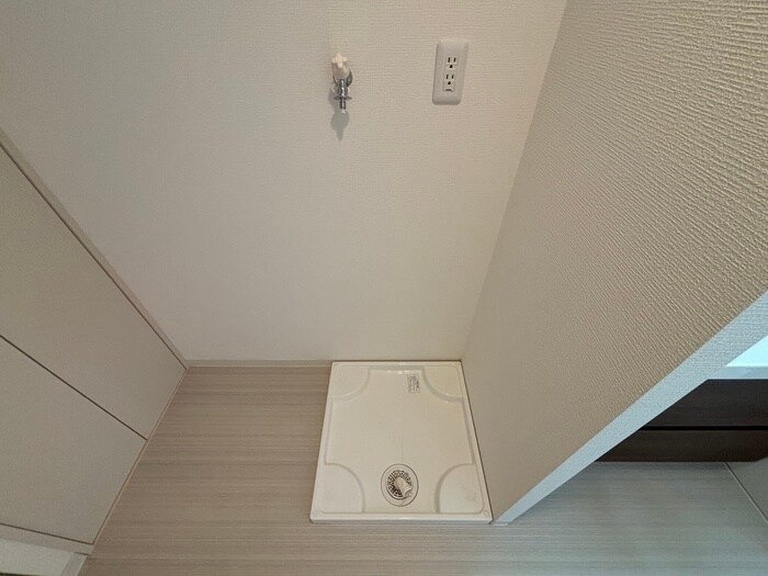 物件内観写真14　(洗濯機置場)