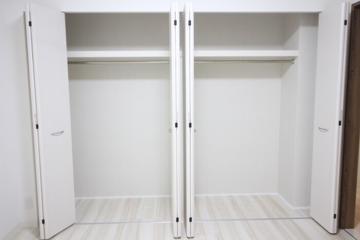 物件内観写真16　(収納)