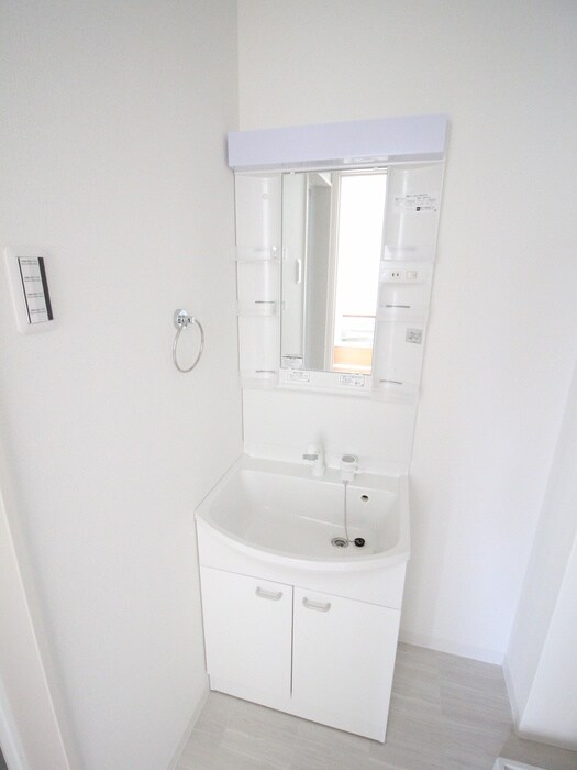 物件内観写真12　(洗面)