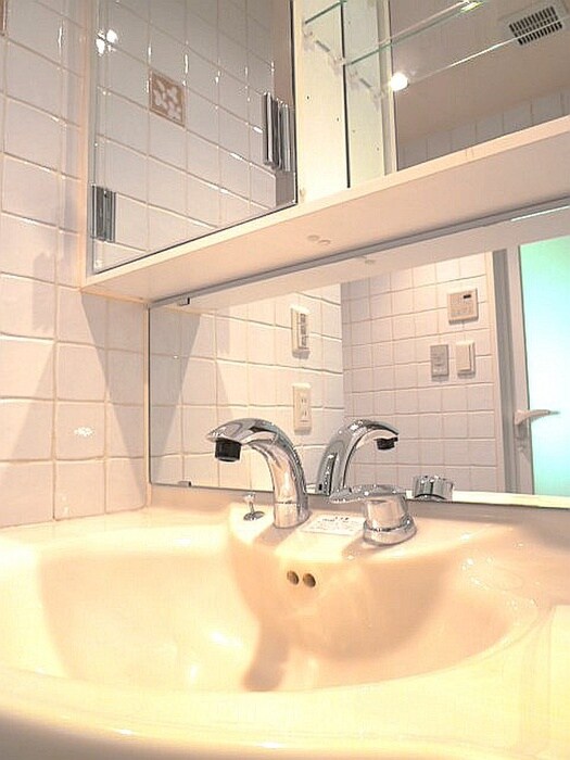 物件内観写真11　(洗面)