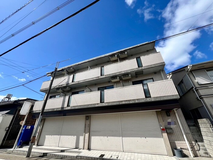 物件外観写真6　(外観写真)