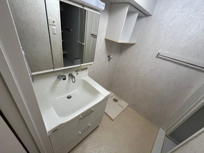 物件内観写真11　(洗面)