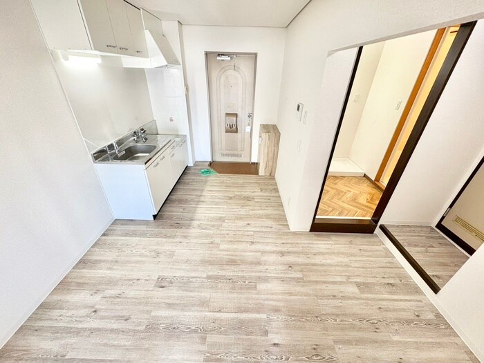 物件内観写真7　(居室)