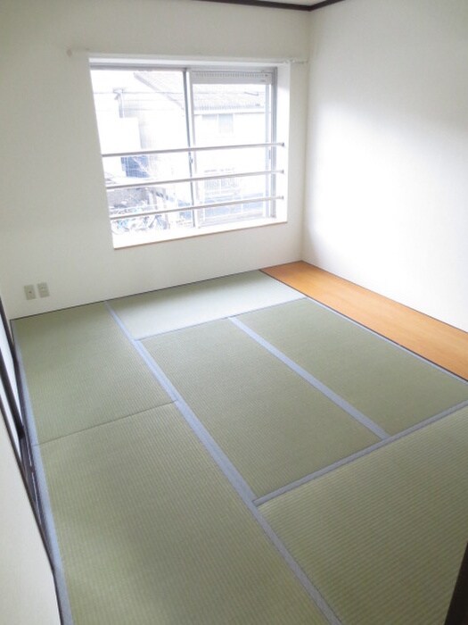 物件内観写真10　(居室)