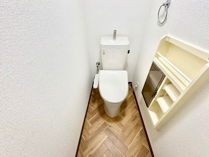 物件内観写真11　(トイレ)