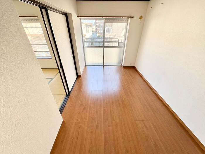 物件内観写真15　(居室)