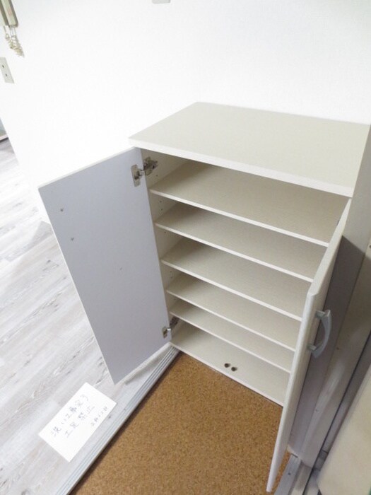 物件内観写真18　(靴箱)