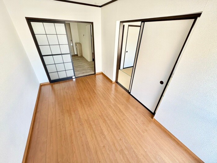 物件内観写真19　(居室)