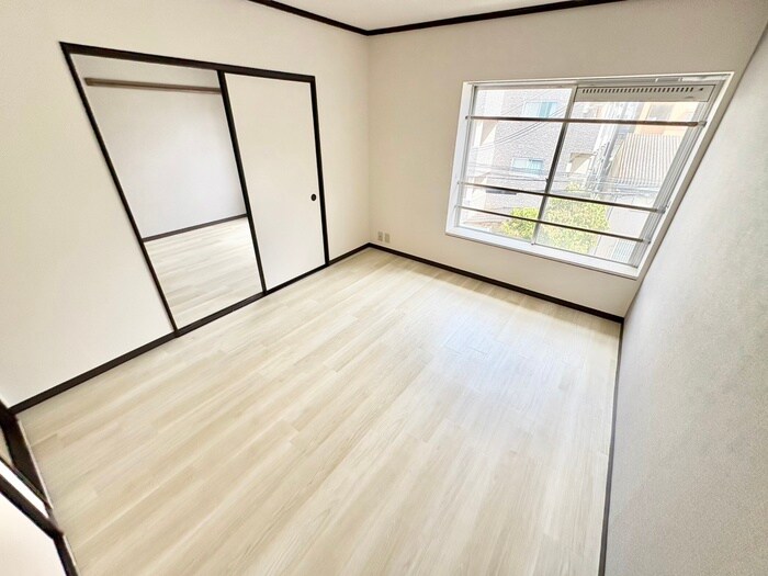 物件内観写真19　(居室)