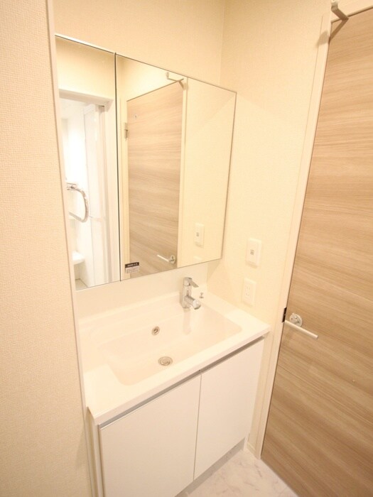 物件内観写真8　(洗面)