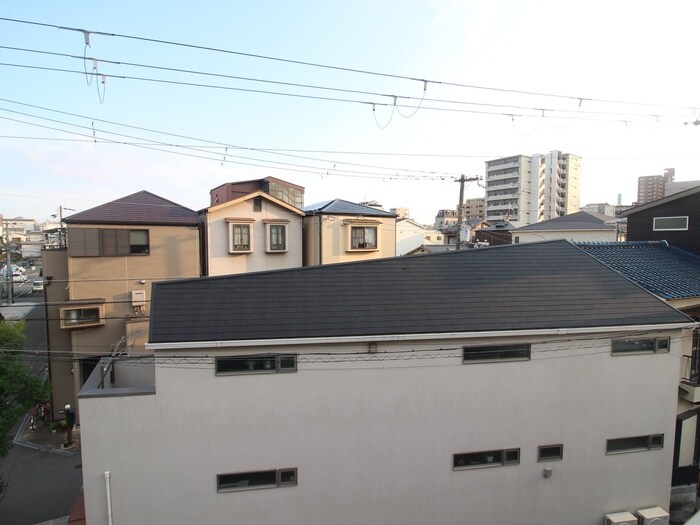 物件内観写真16　(室内からの展望)