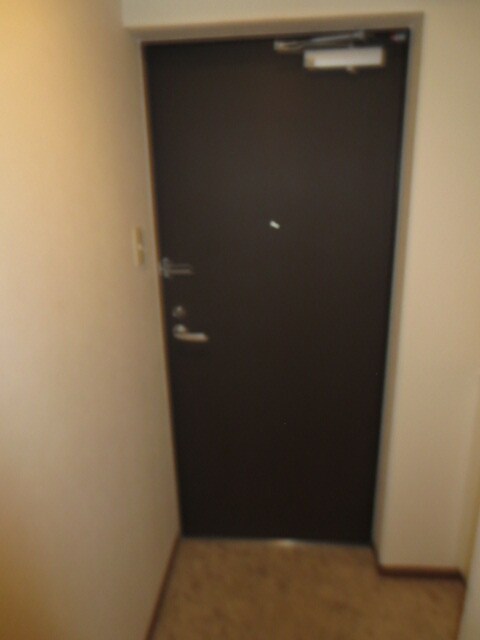 物件内観写真14　(玄関)