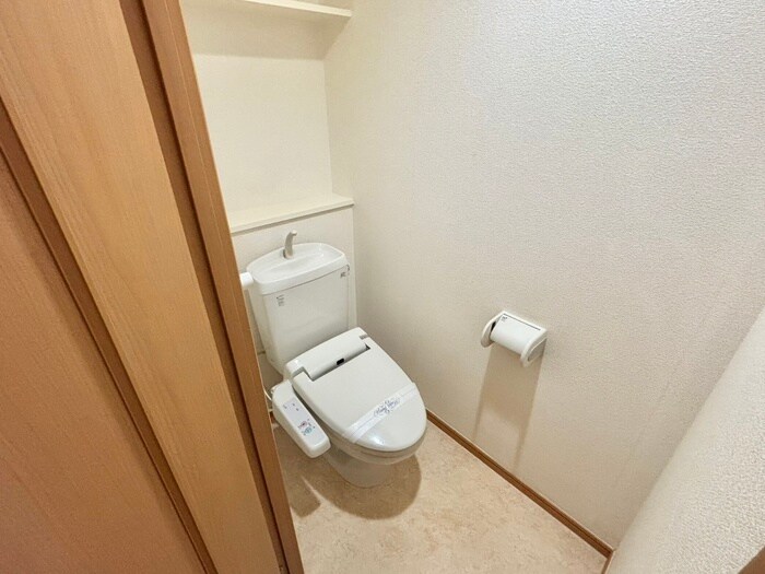 物件内観写真9　(トイレ)