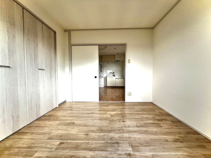 物件内観写真12　(居室)