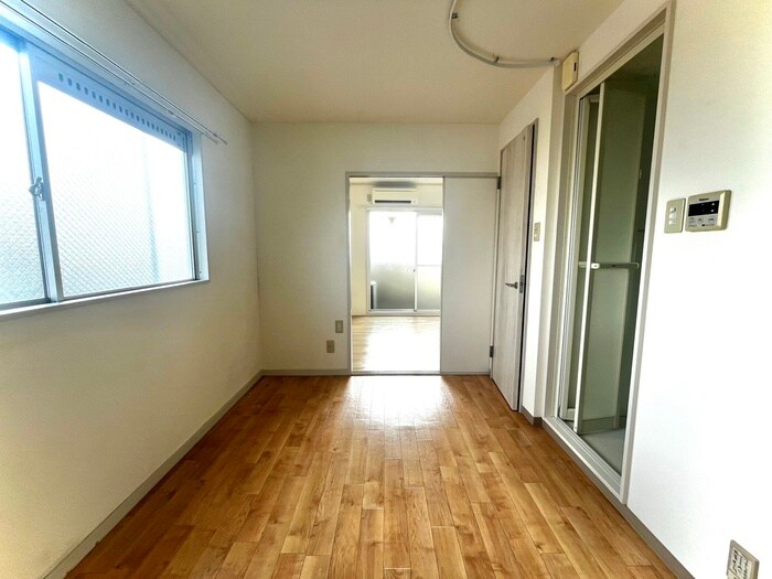 物件内観写真13　(居室)