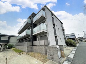 リヴェール久津川外観写真